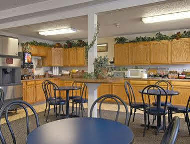 Super 8 By Wyndham Omaha I-80 West Hotel Exterior photo
